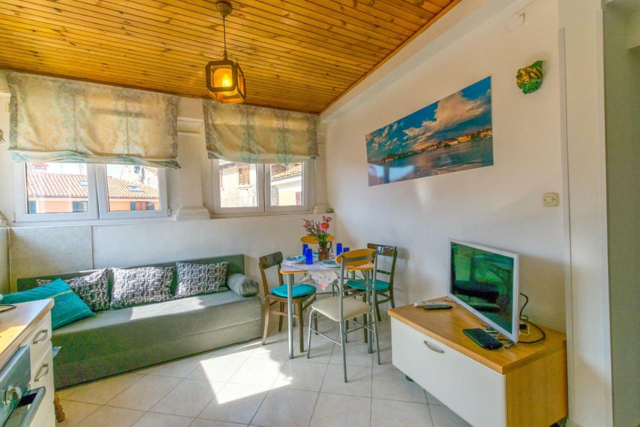 Beautiful Rustical Apt Ana In The Heart Of Ρόβινι Εξωτερικό φωτογραφία